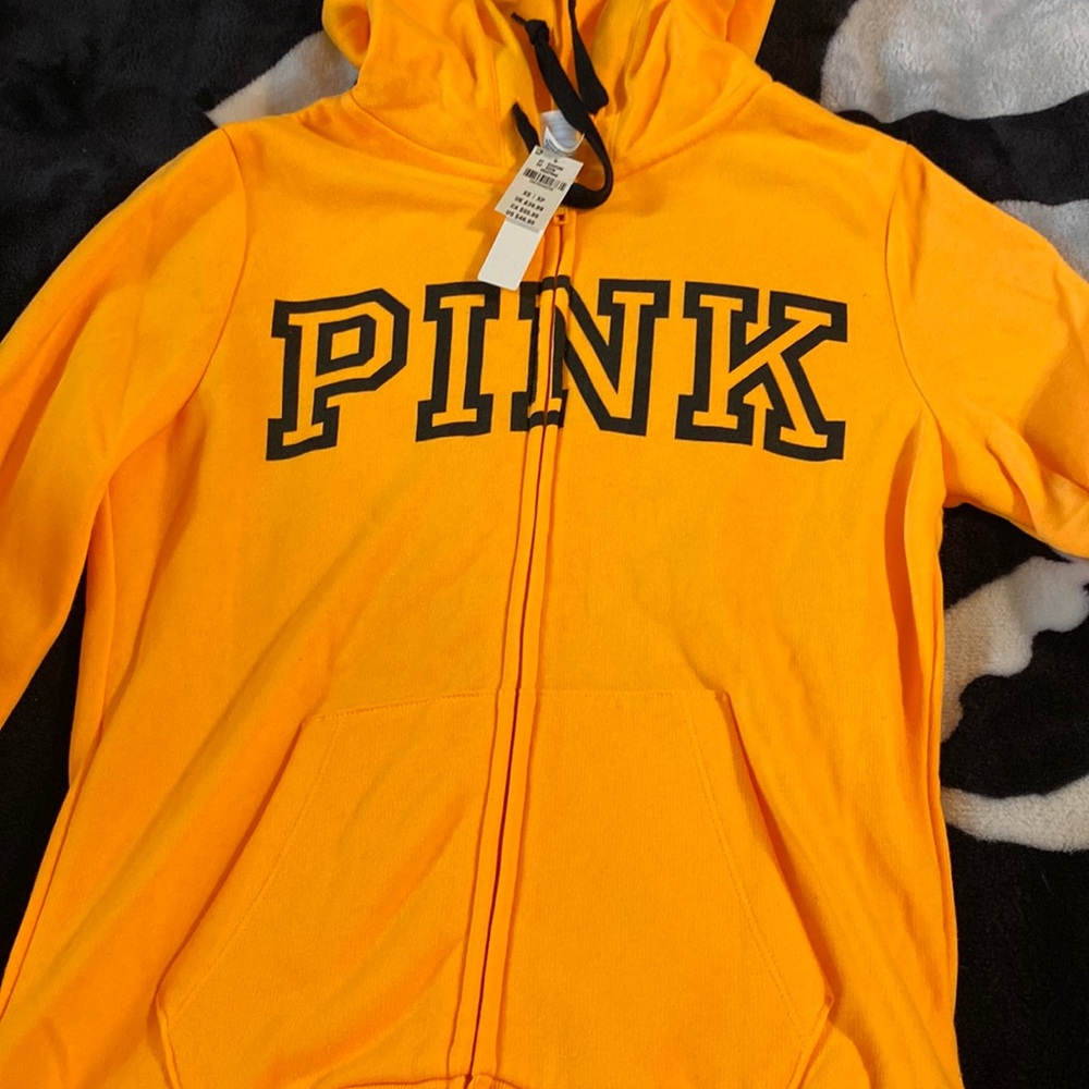 Pink vs zip up